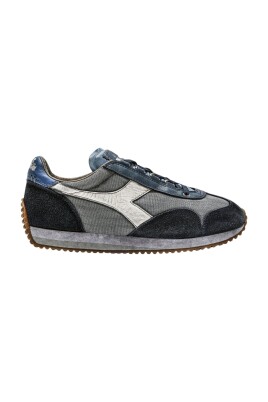 stone-wash-sneakers
