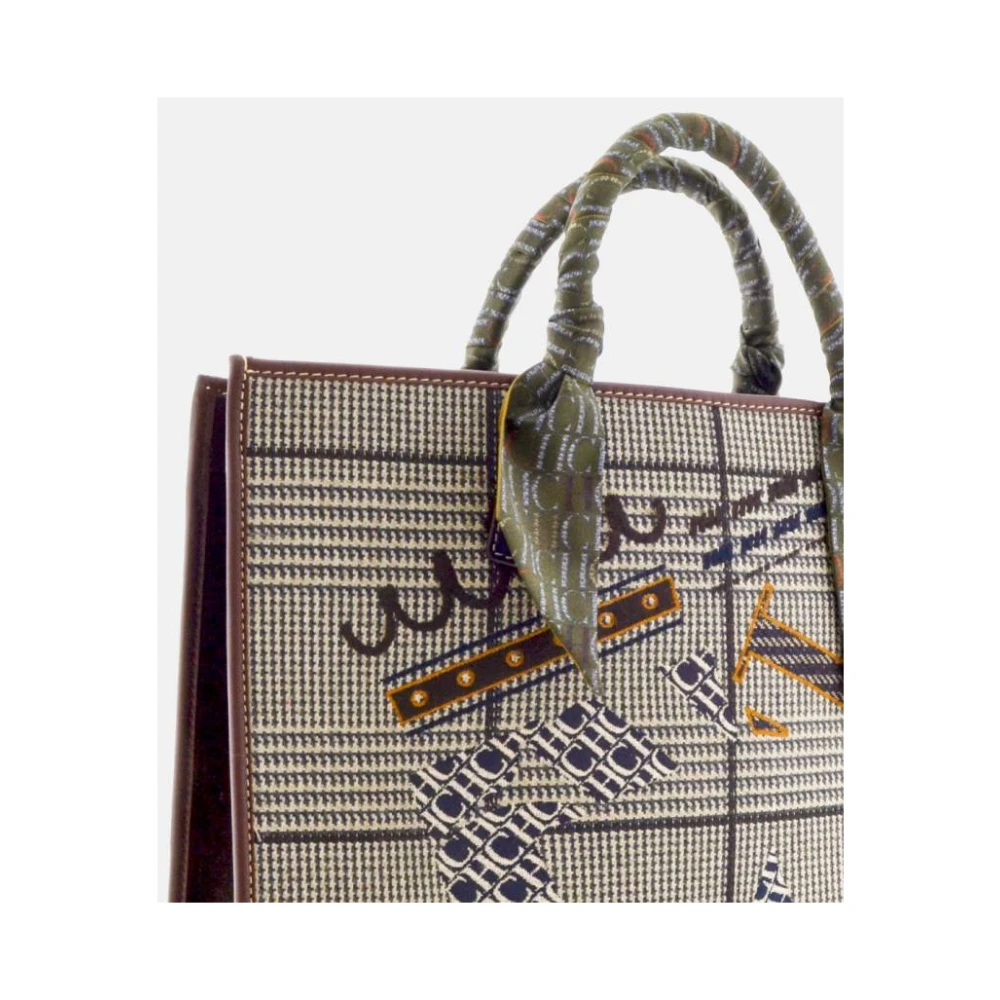 Carolina Herrera Chique Shoppingtas met CH Schild Brown Dames