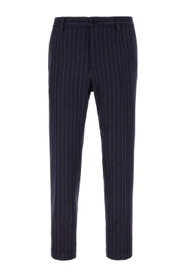 stylish-pants-for-men-and-women