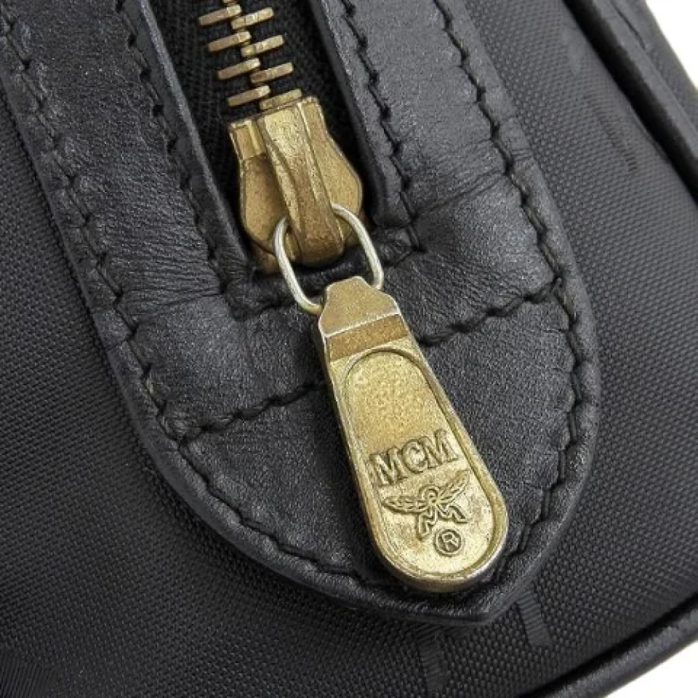 MCM Pre-owned Nylon handbags Black Dames