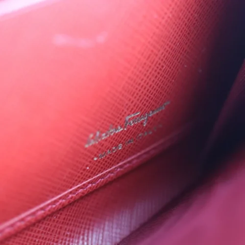 Salvatore Ferragamo Pre-owned Leather wallets Red Dames