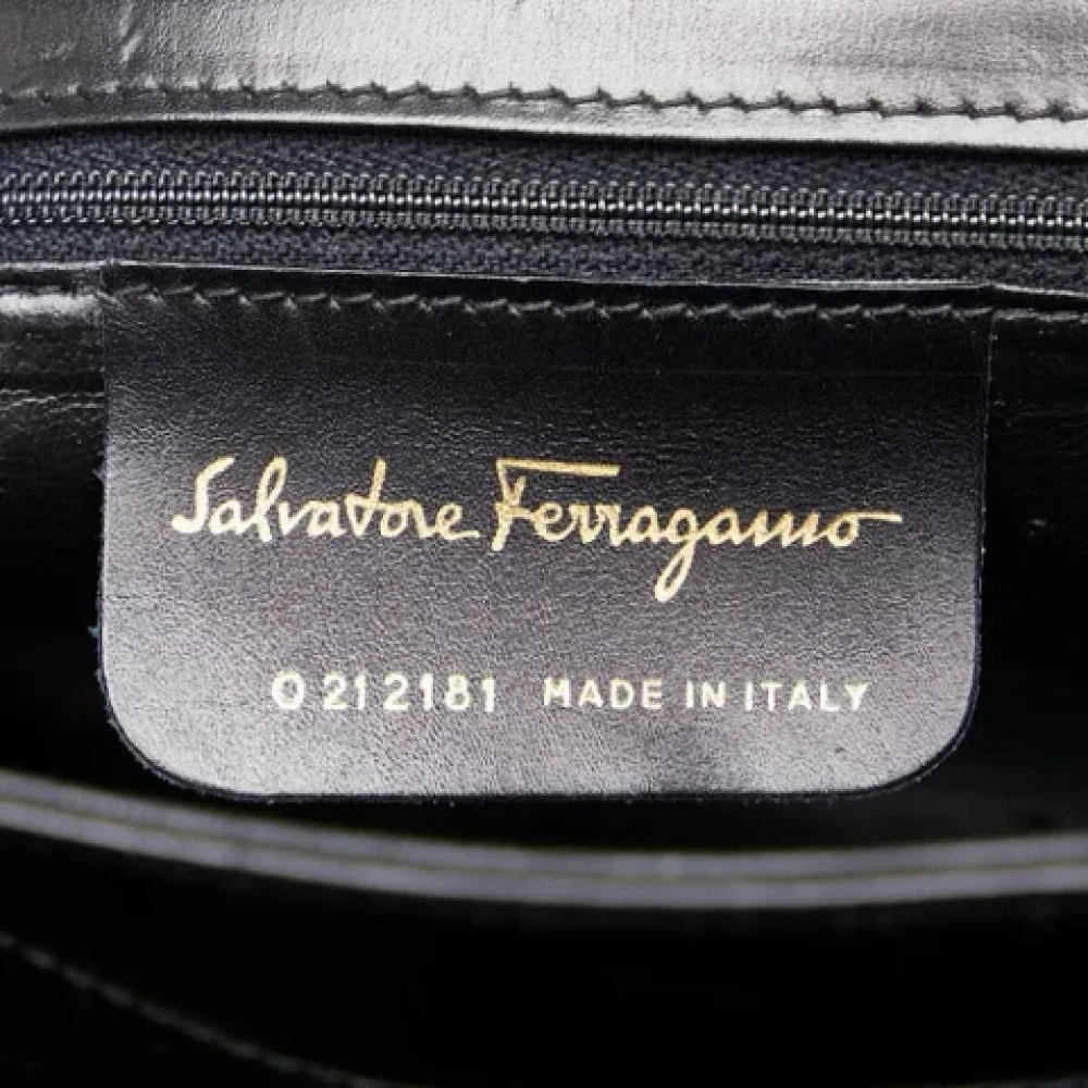 Salvatore Ferragamo Pre-owned Leather handbags Black Dames