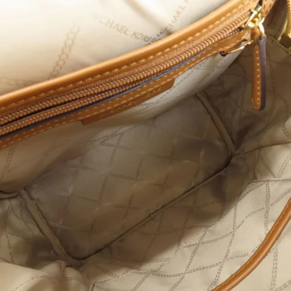 Michael Kors Pre-owned Plastic backpacks White Dames