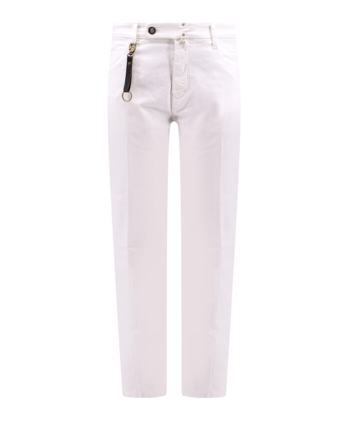 witte-broek-met-leren-detail