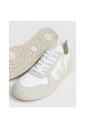 v-10-b-mesh-sneakers