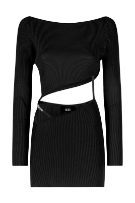 Asymmetrisk stickad miniklänning