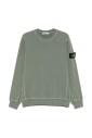 green-ribbed-sweater-with-badge