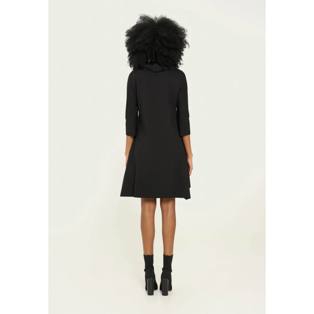 Vicario Cinque Elegante Wijdvallende Jurk Donut Kraag Black Dames