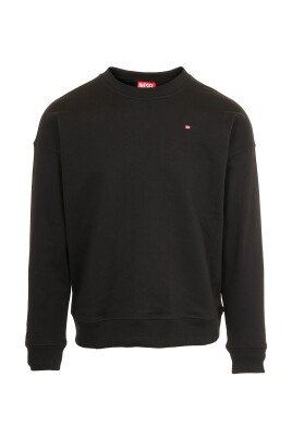 black-sweater-with-microdiv-logo