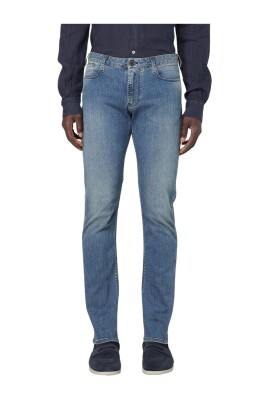 classic-dark-wash-denim-jeans