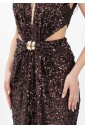 robe-longue-marron-a-sequins-avec-col-en-v