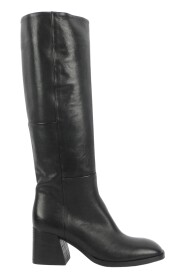 Buty
