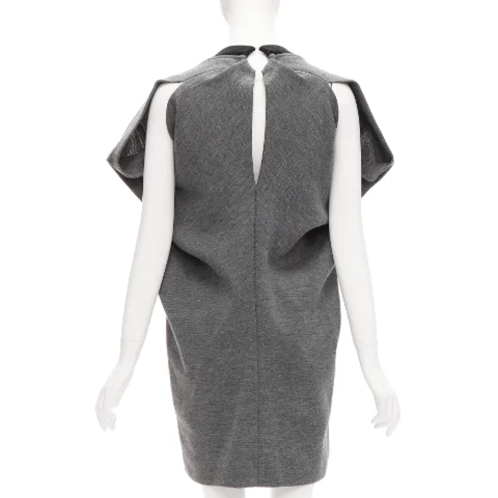 Marni Pre-owned Wool dresses Gray Dames