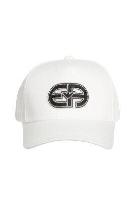 white-baseball-cap-with-logo-patch