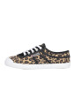 chaussure-toile-etoile-imprime-leopard
