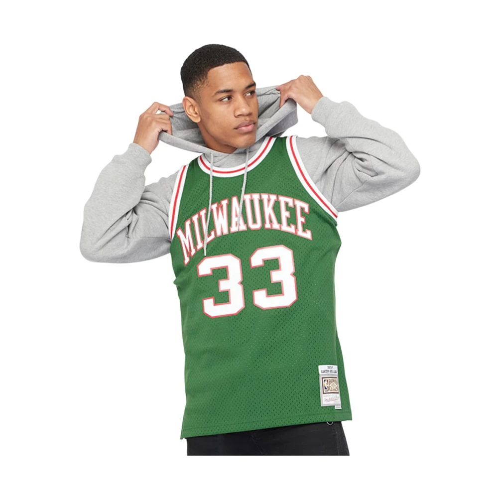 Mitchell & Ness Men's Green Hoodies, M, Kareem Abdul-Jabbar Swingman Jersey