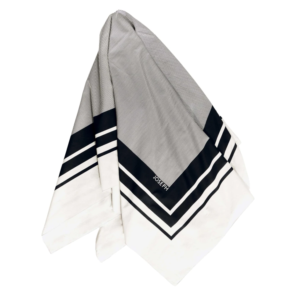 Accessories > Scarves > Silky Scarves - - Joseph - Modalova