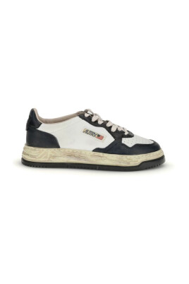 mihara-medalist-sneakers
