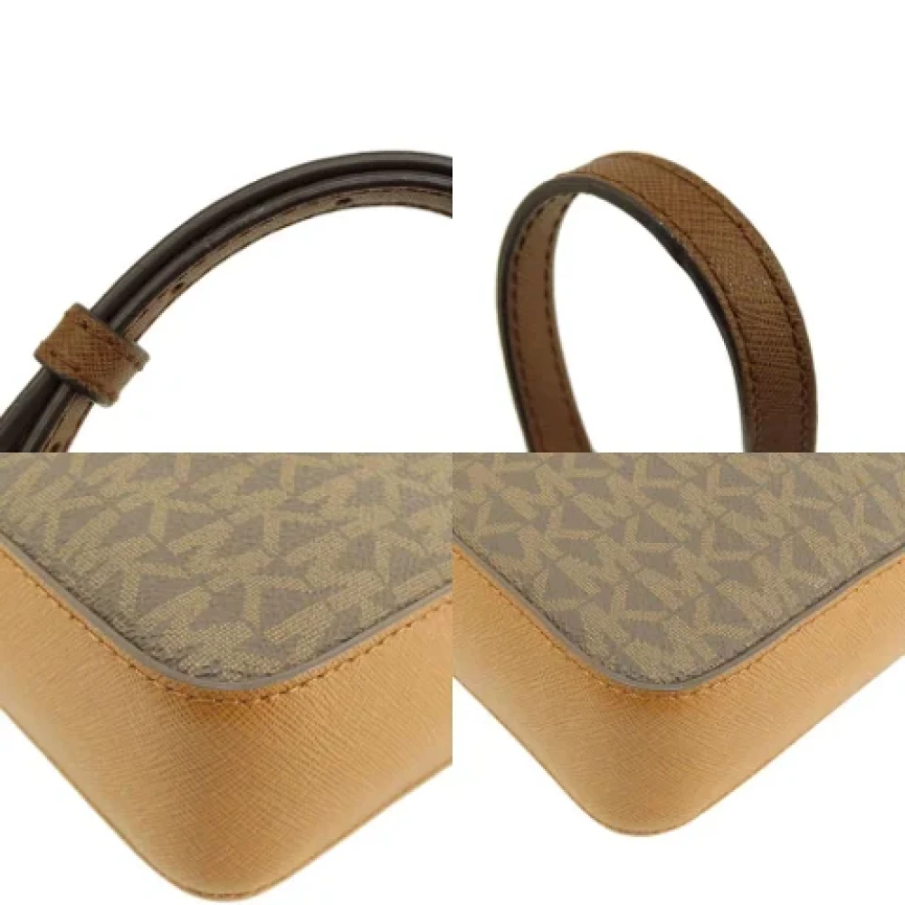 Michael Kors Pre-owned Canvas shoulder-bags Brown Dames