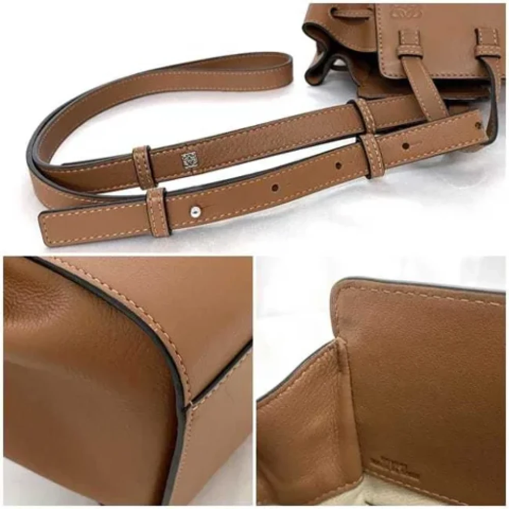Loewe Pre-owned Fabric shoulder-bags Brown Dames