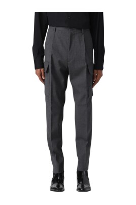 versatile-grey-cargo-pants-with-pockets