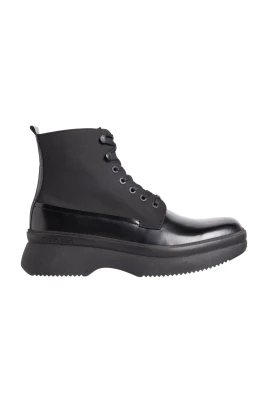 Lace-Up Boot Mix
