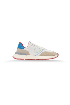 baskets-homme-a-lacets