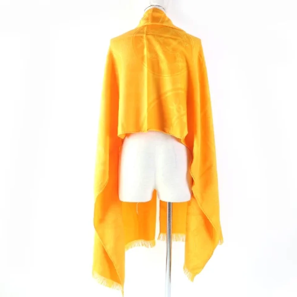 Hermès Vintage Pre-owned Cashmere scarves Orange Dames