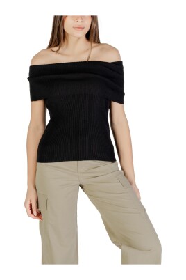 black-ribbed-knit-boat-neck-top