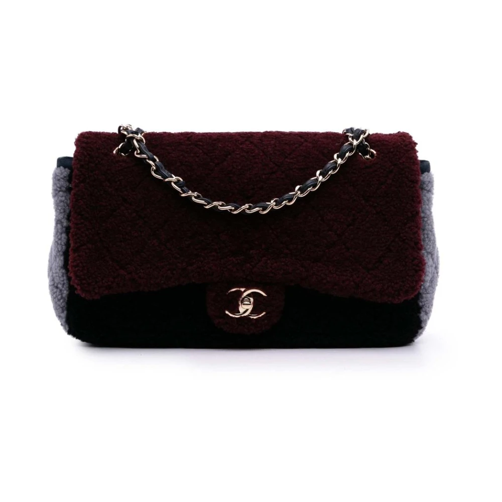 Chanel Vintage Women's Red Pre-Owned Flap Shoulder Bag