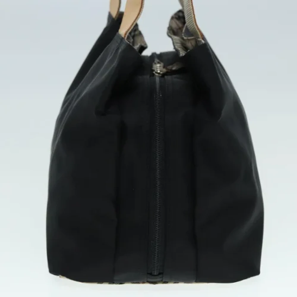 Burberry Vintage Pre-owned Nylon totes Gray Dames