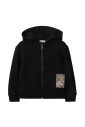 pull-noir-avec-patch-a-carreaux