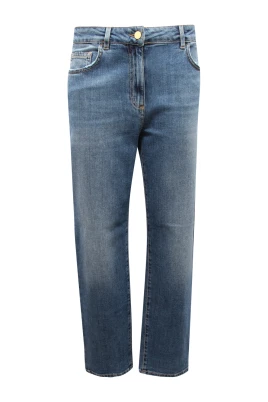 Jeans med präglad logotyp