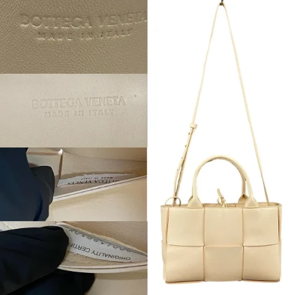 Bottega Veneta Vintage Pre-owned Leather handbags Pink Dames
