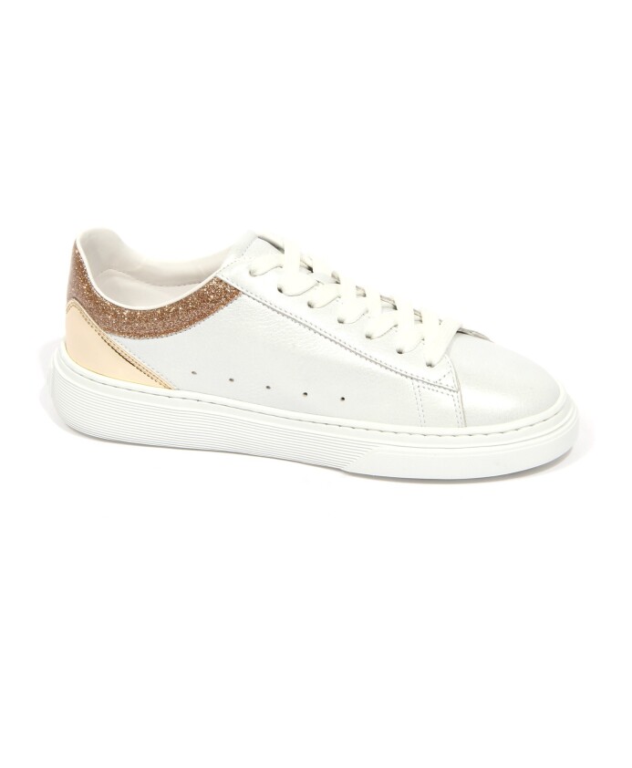 chaussures-en-cuir-blanc-perle-or