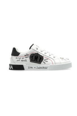chaussures-de-sport-avec-une-application