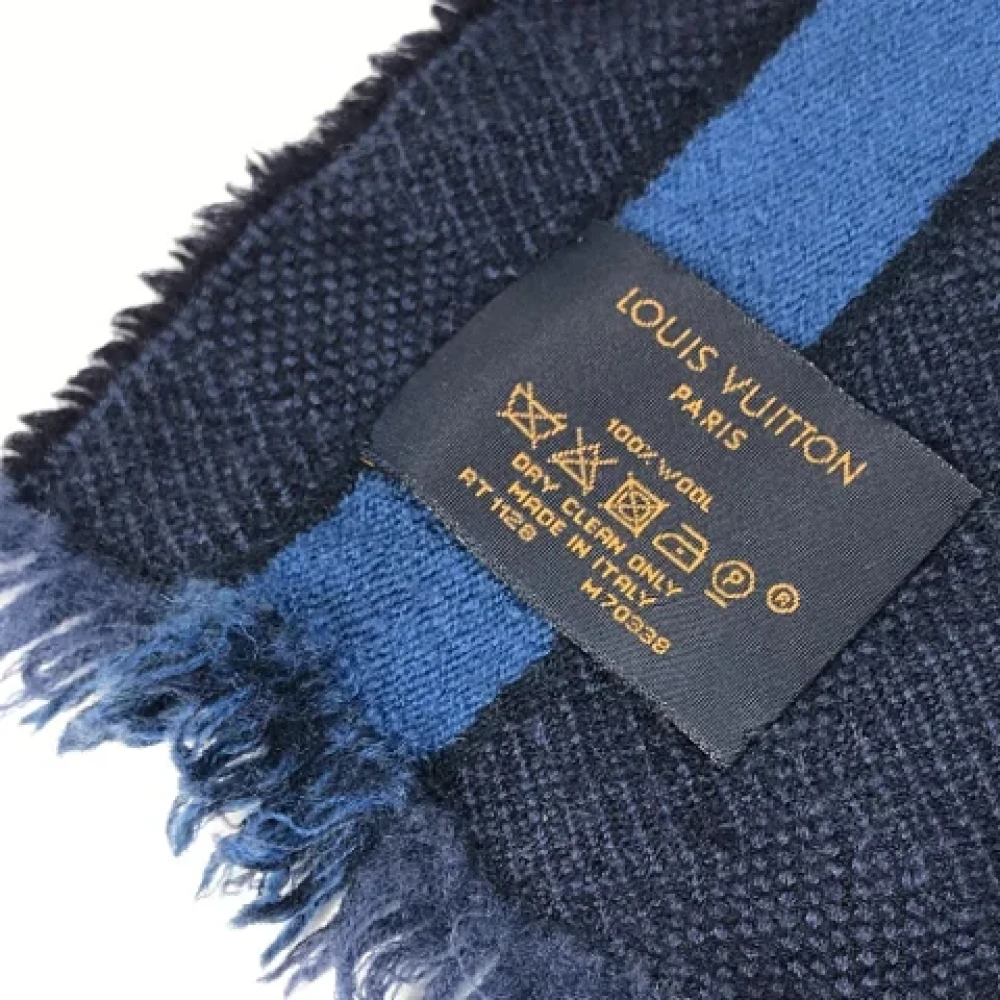 Louis Vuitton Vintage Pre-owned Wool scarves Blue Heren