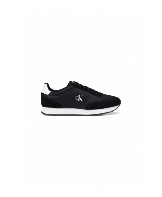 baskets-en-cuir-noir-a-lacets