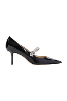 escarpins-a-talons-hauts-ornes-de-cristaux