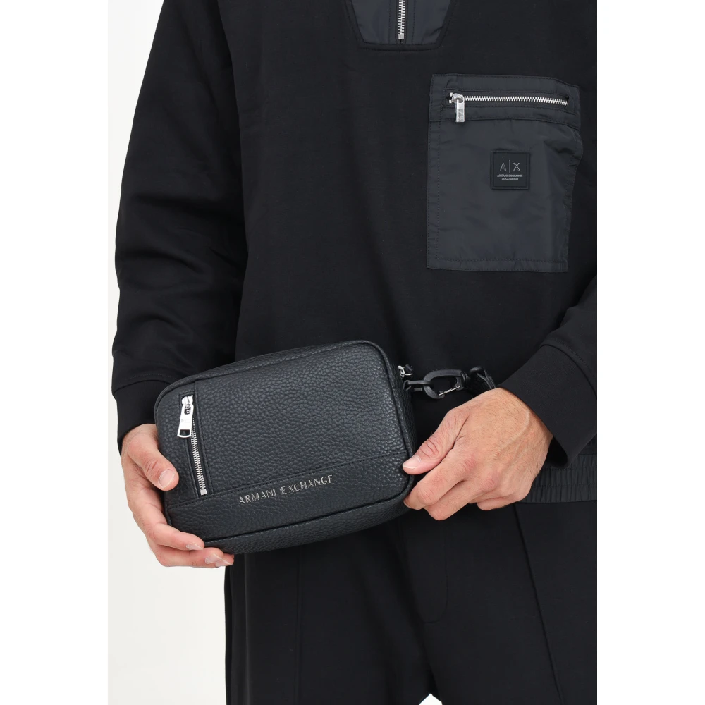 Armani Exchange Zwarte gestructureerde Pochette met logo rits Black Heren
