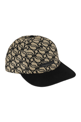 sophisticated-beige-hat-with-monogram-rafia
