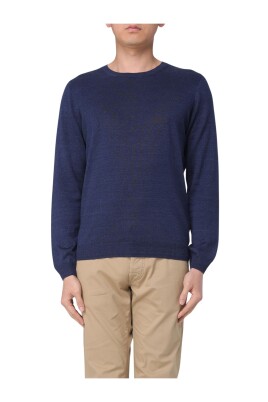 round-neck-pullover