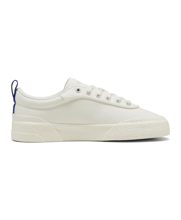 beige-sneaker-for-women