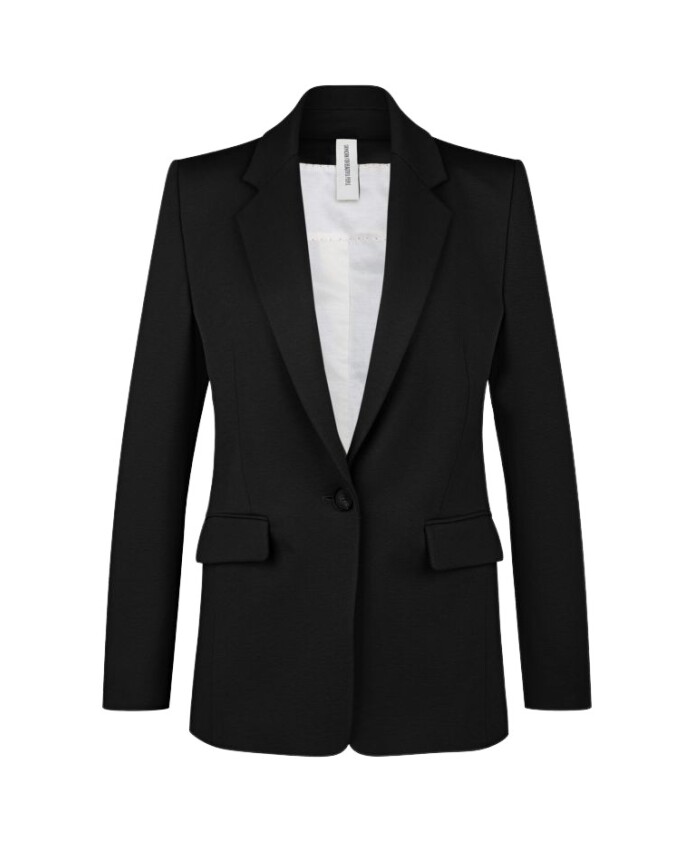 atlin_2-blazer