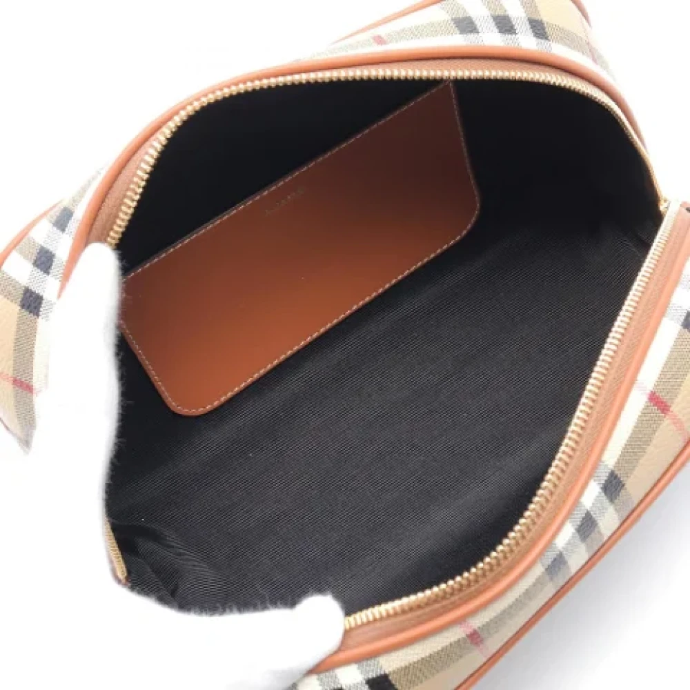 Burberry Vintage Pre-owned Leather pouches Beige Dames