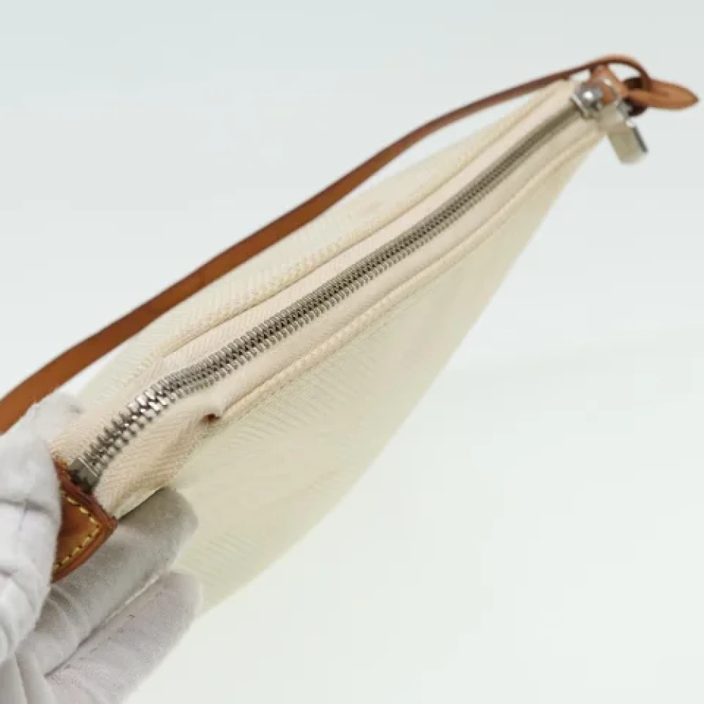 Louis Vuitton Vintage Pre-owned Canvas pouches White Dames