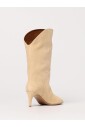 bottes-plates-beige-en-daim-midcalf
