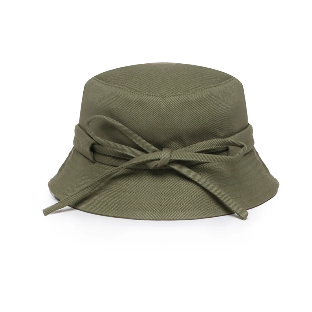 Jacquemus Khaki Bucket Hat met Metalen Logo Green Dames