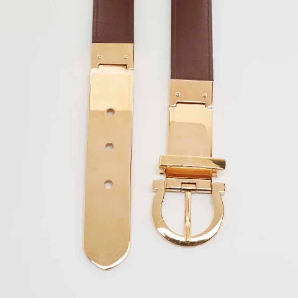 Salvatore Ferragamo Pre-owned Leather belts Brown Dames