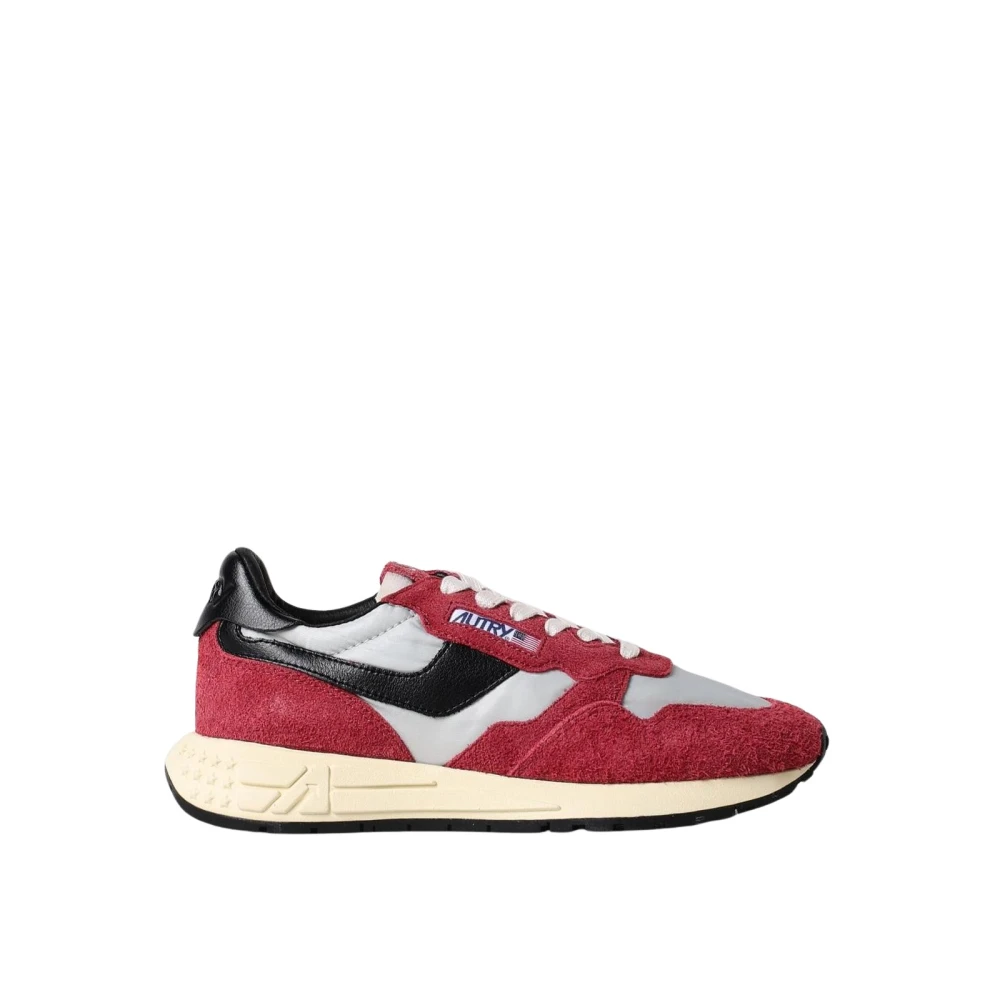 Autry Low Top Sneakers met Veters Dames Schoenen Rood